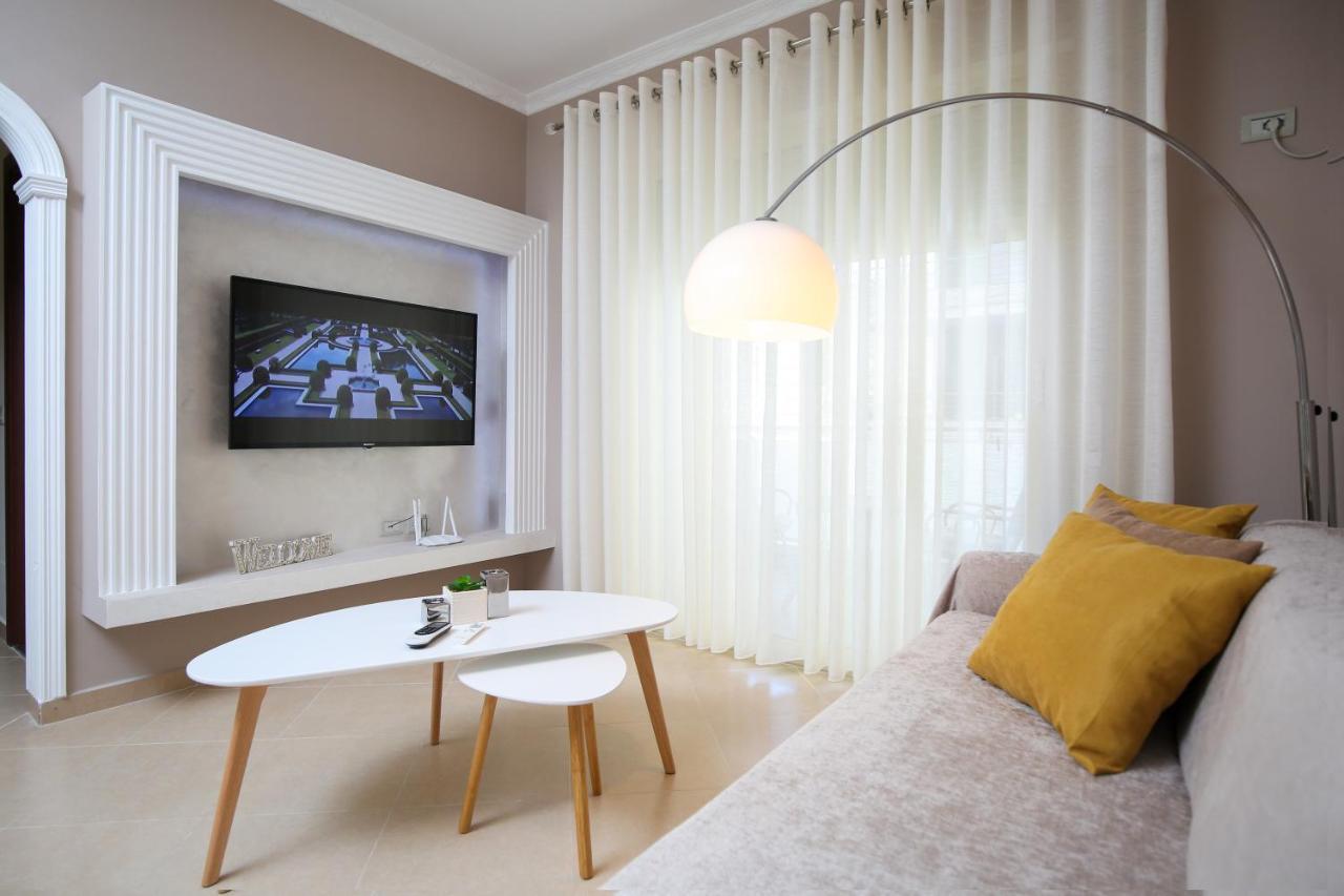 Tafa Deluxe Apartament Wlora